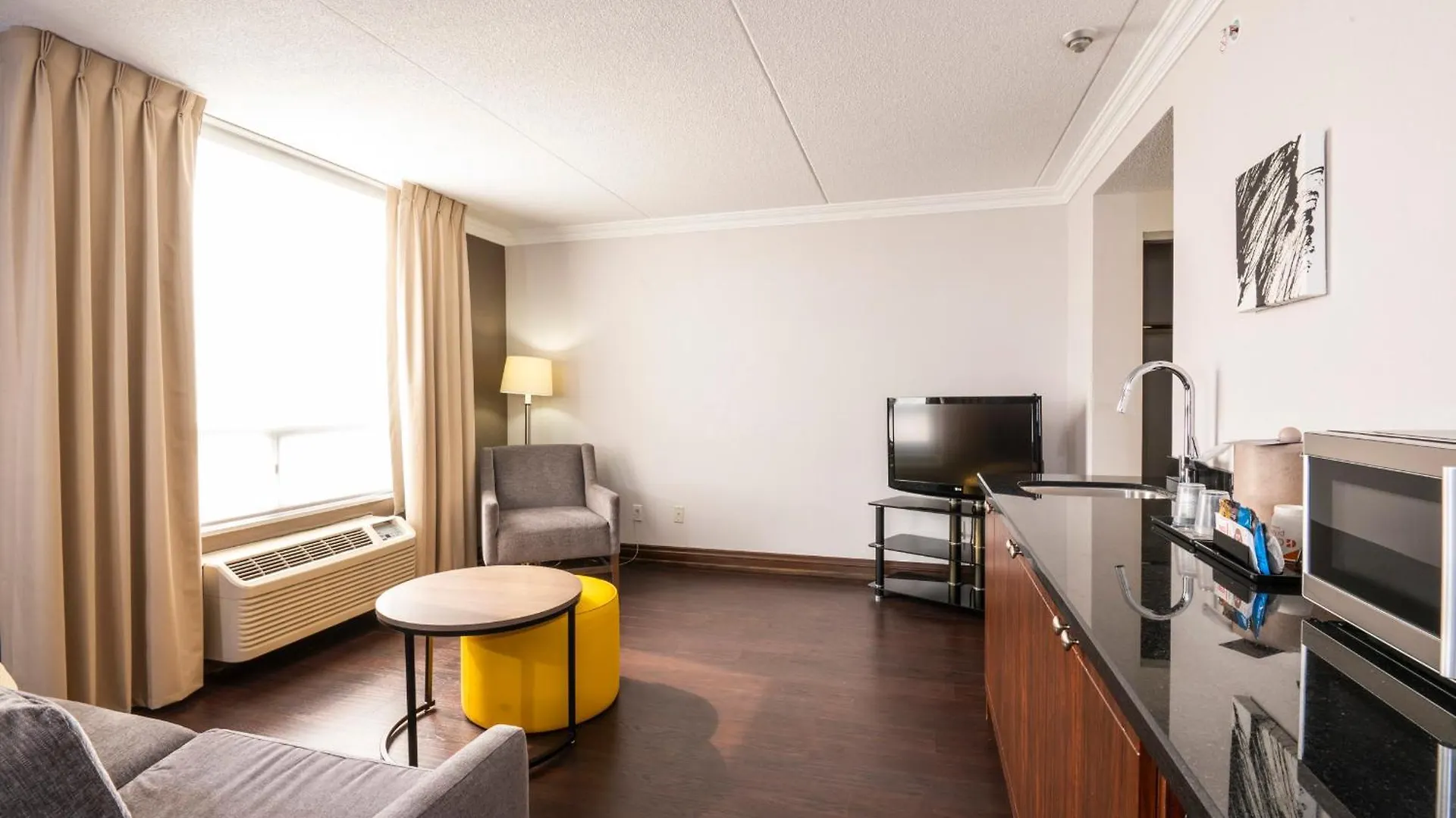 Comfort Inn & Conference Centre Toronto Airport
