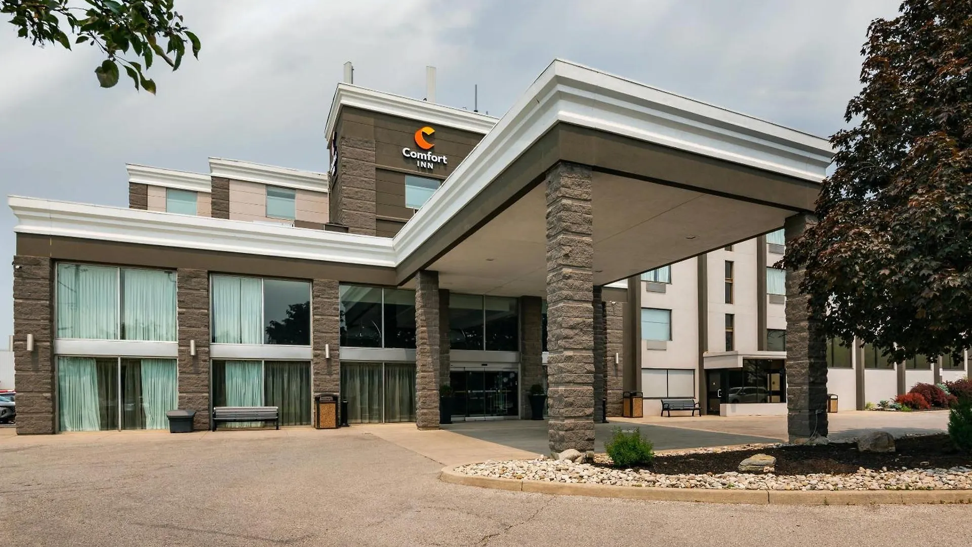 Comfort Inn & Conference Centre Toronto Airport